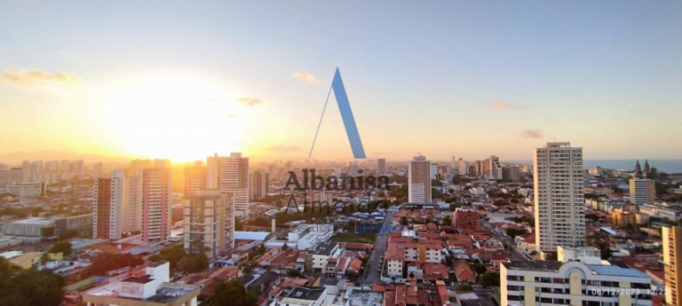 Imagem Apartamento com 4 Quartos à Venda, 284 m² em Centro - Fortaleza