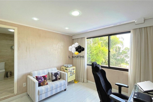 Imagem Casa com 3 Quartos à Venda, 395 m² em Espírito Santo - Porto Alegre Imagem Casa com 3 Quartos à Venda, 395 m² em Espírito Santo - Porto Alegre
