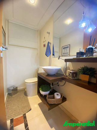 Imagem Apartamento com 3 Quartos à Venda, 181 m² em Pompéia - Santos