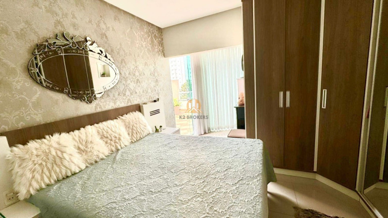 Imagem Imóvel com 3 Quartos à Venda, 213 m² em Pioneiros - Balneário Camboriú Imagem Imóvel com 3 Quartos à Venda, 213 m² em Pioneiros - Balneário Camboriú