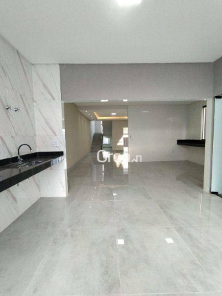 Imagem Sobrado com 3 Quartos à Venda, 214 m² em Jardim Helvécia - Aparecida De Goiânia Imagem Sobrado com 3 Quartos à Venda, 214 m² em Jardim Helvécia - Aparecida De Goiânia