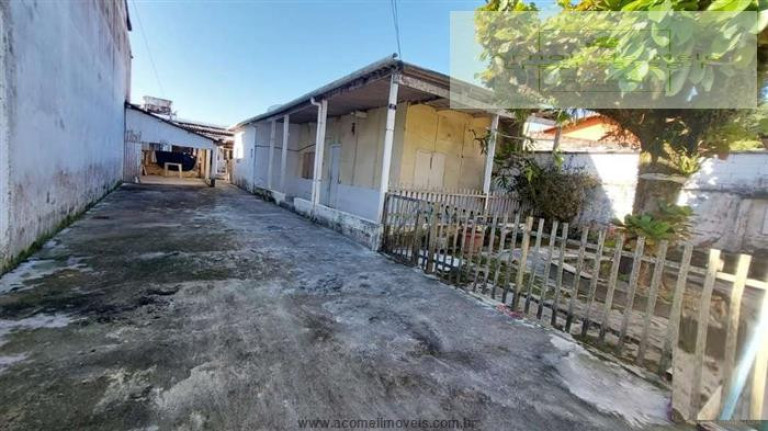 Imagem Casa com 4 Quartos à Venda, 195 m² em Estufa 2 - Ubatuba Imagem Casa com 4 Quartos à Venda, 195 m² em Estufa 2 - Ubatuba