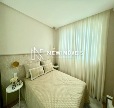 Imagem Apartamento com 4 Quartos à Venda, 132 m² em Centro - Balneário Camboriú Imagem Apartamento com 4 Quartos à Venda, 132 m² em Centro - Balneário Camboriú