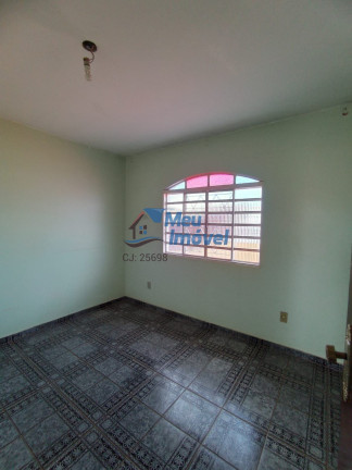 Imagem Casa com 5 Quartos à Venda, 200 m² em Ceilândia Norte (ceilândia) - Brasília Imagem Casa com 5 Quartos à Venda, 200 m² em Ceilândia Norte (ceilândia) - Brasília