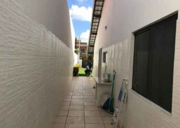 Imagem Casa com 4 Quartos à Venda, 210 m² em Barra Do Jacuípe - Camaçari Imagem Casa com 4 Quartos à Venda, 210 m² em Barra Do Jacuípe - Camaçari