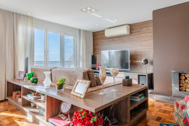 Imagem Casa com 4 Quartos à Venda, 450 m² em Vila Assunção - Porto Alegre