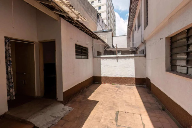 Casa com 4 Quartos para Alugar, 