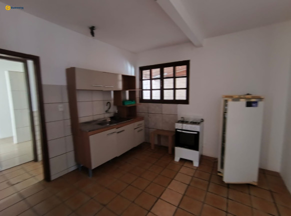 Imagem Casa com 6 Quartos à Venda, 280 m² em Trindade - Florianópolis Imagem Casa com 6 Quartos à Venda, 280 m² em Trindade - Florianópolis