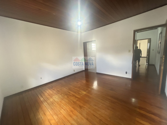 Imagem Casa com 3 Quartos à Venda, 144 m² Imagem Casa com 3 Quartos à Venda, 144 m²