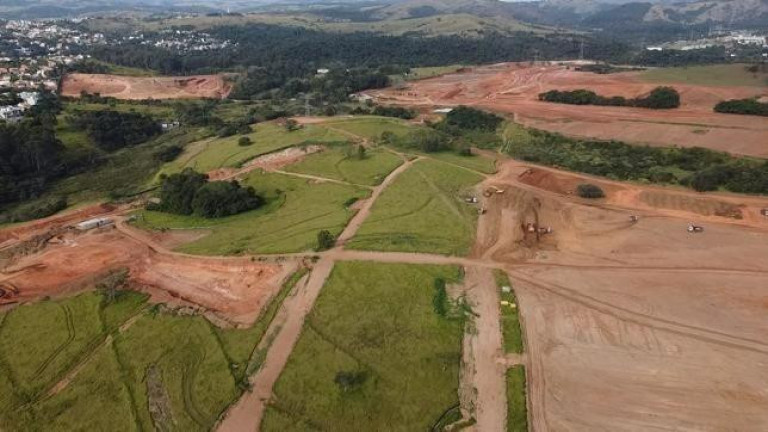 Imagem Terreno à Venda, 568 m² em Vila Brandina - Campinas Imagem Terreno à Venda, 568 m² em Vila Brandina - Campinas