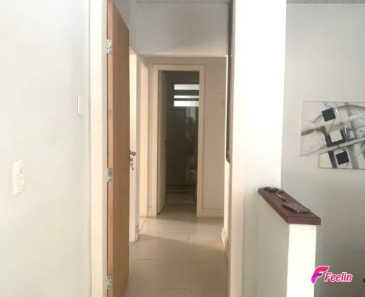 Imagem Sobrado com 3 Quartos à Venda, 204 m² em Trindade - Florianópolis