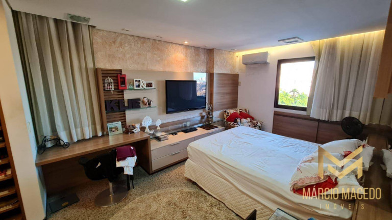 Imagem Apartamento com 4 Quartos à Venda, 210 m² em Dionisio Torres - Fortaleza Imagem Apartamento com 4 Quartos à Venda, 210 m² em Dionisio Torres - Fortaleza