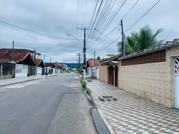 Imagem Casa com 2 Quartos à Venda, 160 m² em Nova Mirim - Praia Grande Imagem Casa com 2 Quartos à Venda, 160 m² em Nova Mirim - Praia Grande