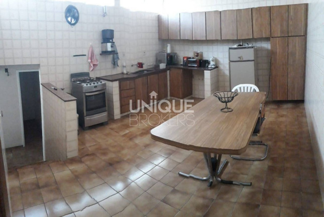 Imagem Casa com 3 Quartos à Venda, 231 m² em Centro - Jundiaí Imagem Casa com 3 Quartos à Venda, 231 m² em Centro - Jundiaí