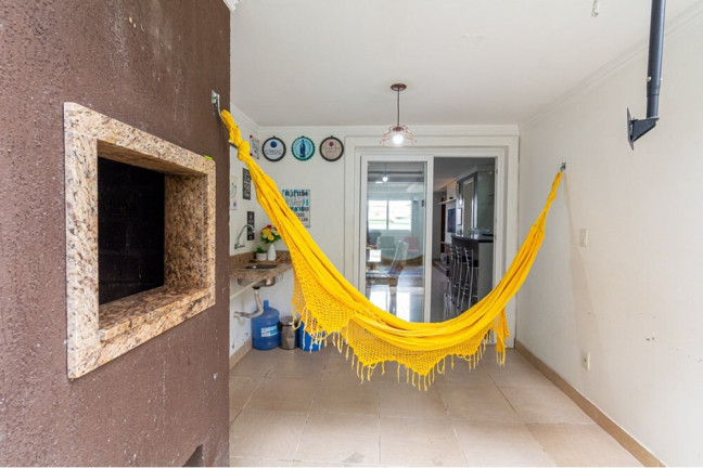 Imagem Casa com 3 Quartos à Venda, 111 m² em Igara - Canoas Imagem Casa com 3 Quartos à Venda, 111 m² em Igara - Canoas