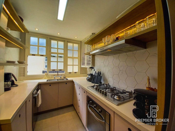 Imagem Cobertura com 3 Quartos à Venda, 84 m² em Várzea - Teresópolis Imagem Cobertura com 3 Quartos à Venda, 84 m² em Várzea - Teresópolis