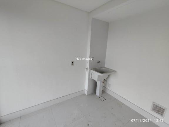 Imagem Imóvel com 4 Quartos à Venda, 244 m² em Moema - São Paulo Imagem Imóvel com 4 Quartos à Venda, 244 m² em Moema - São Paulo
