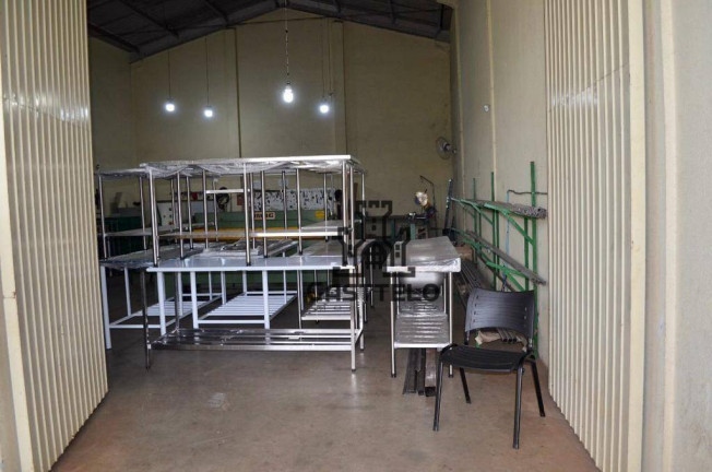 Imagem Galpão à Venda, 200 m² em Conjunto Café - Londrina Imagem Galpão à Venda, 200 m² em Conjunto Café - Londrina