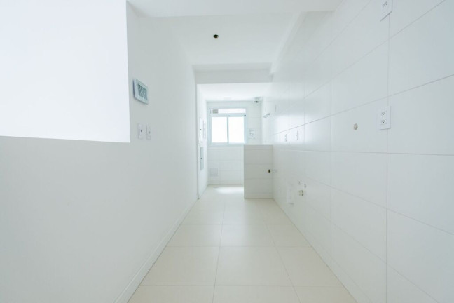 Imagem Apartamento com 3 Quartos à Venda, 98 m² em Centro - Florianópolis Imagem Apartamento com 3 Quartos à Venda, 98 m² em Centro - Florianópolis