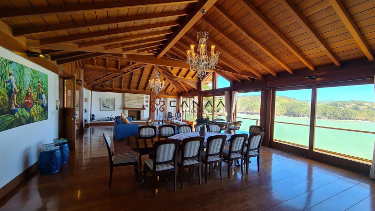 Imagem Casa com 5 Quartos à Venda, 600 m² em Ferradura - Armação Dos Búzios Imagem Casa com 5 Quartos à Venda, 600 m² em Ferradura - Armação Dos Búzios