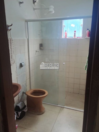 Imagem Casa com 3 Quartos à Venda, 182 m² em Santa Maria - Uberaba Imagem Casa com 3 Quartos à Venda, 182 m² em Santa Maria - Uberaba