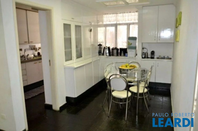 Imagem Apartamento com 4 Quartos à Venda, 175 m² em Vila Bastos - Santo André Imagem Apartamento com 4 Quartos à Venda, 175 m² em Vila Bastos - Santo André