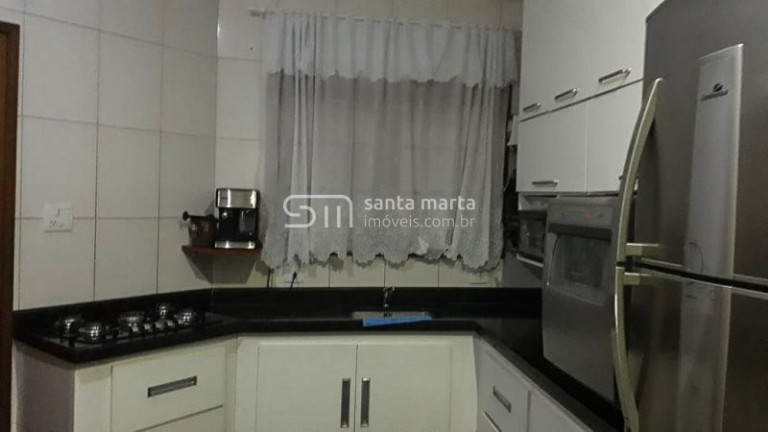 Imagem Sobrado com 3 Quartos à Venda, 250 m² em Olaria - Lorena Imagem Sobrado com 3 Quartos à Venda, 250 m² em Olaria - Lorena