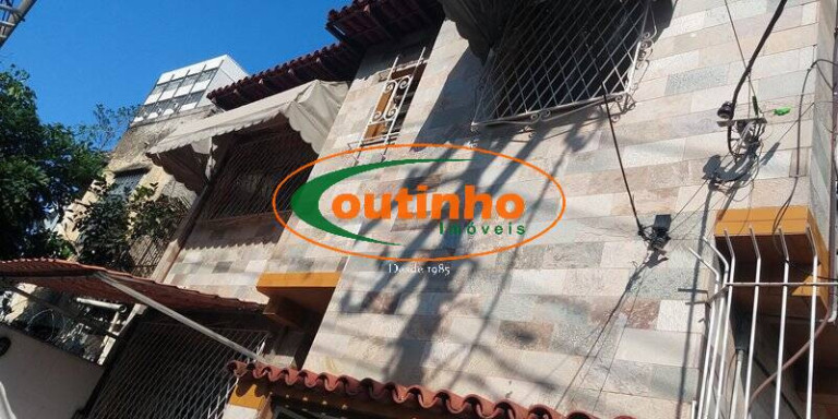 Imagem Casa com 3 Quartos à Venda, 160 m² em Tijuca - Rio De Janeiro Imagem Casa com 3 Quartos à Venda, 160 m² em Tijuca - Rio De Janeiro