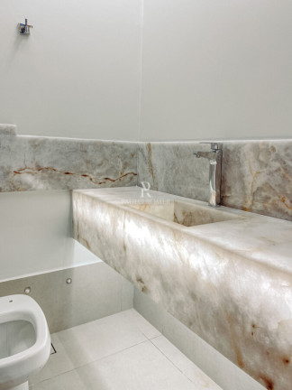 Imagem Casa com 4 Quartos à Venda, 240 m² em Residencial Goiânia Golfe Clube - Goiânia Imagem Casa com 4 Quartos à Venda, 240 m² em Residencial Goiânia Golfe Clube - Goiânia