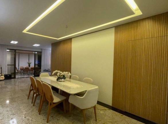Imagem Imóvel com 4 Quartos à Venda, 270 m² em Praia Da Costa - Vila Velha Imagem Imóvel com 4 Quartos à Venda, 270 m² em Praia Da Costa - Vila Velha