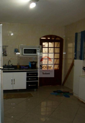 Imagem Casa com 3 Quartos à Venda, 241 m² em Vila São José - Taubaté