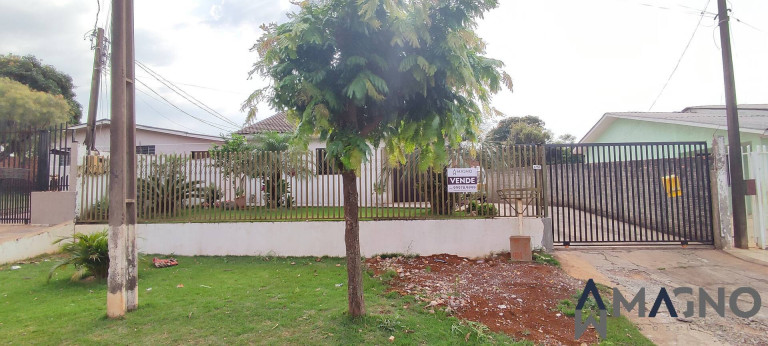 Imagem Casa com 5 Quartos à Venda, 582 m² em Santa Felicidade - Cascavel