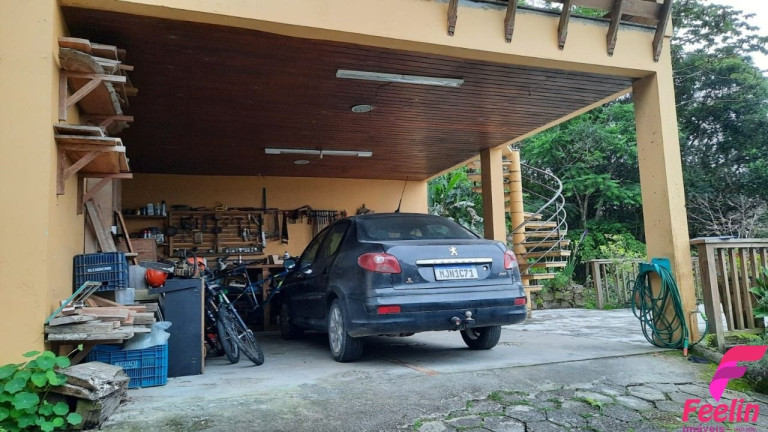 Imagem Casa com 2 Quartos à Venda, 120 m² em Pântano Do Sul - Florianópolis Imagem Casa com 2 Quartos à Venda, 120 m² em Pântano Do Sul - Florianópolis