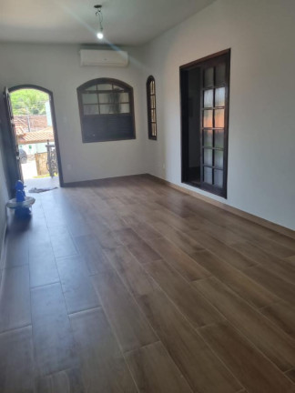 Imagem Casa com 4 Quartos à Venda, 451 m² em Campo Grande - Rio De Janeiro