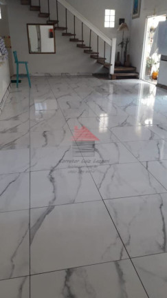 Imagem Casa com 4 Quartos à Venda, 357 m² em Josedy - Peruíbe Imagem Casa com 4 Quartos à Venda, 357 m² em Josedy - Peruíbe