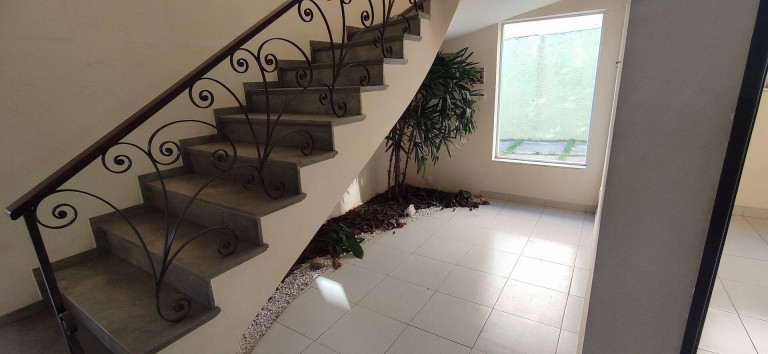 Imóvel Comercial à Venda, 600 m² em Jardim Vergueiro - Sorocaba