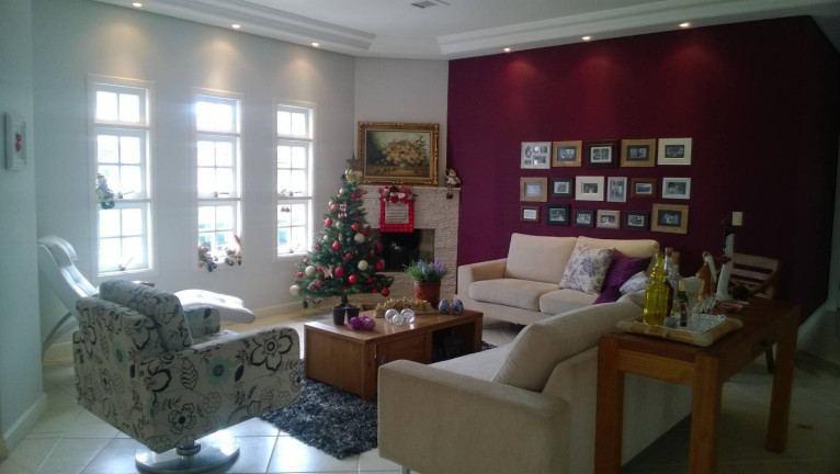 Imagem Casa com 3 Quartos à Venda, 241 m² em Tarumã - Santana De Parnaíba Imagem Casa com 3 Quartos à Venda, 241 m² em Tarumã - Santana De Parnaíba