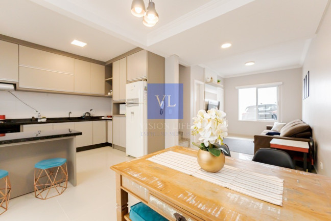 Imagem Casa com 3 Quartos à Venda, 82 m² em Santa Cândida - Curitiba