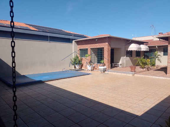 Imagem Casa com 3 Quartos à Venda, 490 m² em Cidade Jardim - Pirassununga