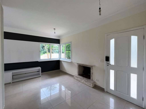 Imagem Casa com 4 Quartos à Venda, 380 m² em Chácara Santa Lúcia - Carapicuíba Imagem Casa com 4 Quartos à Venda, 380 m² em Chácara Santa Lúcia - Carapicuíba