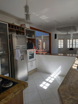 Imagem Sobrado com 3 Quartos à Venda, 380 m² Imagem Sobrado com 3 Quartos à Venda, 380 m²