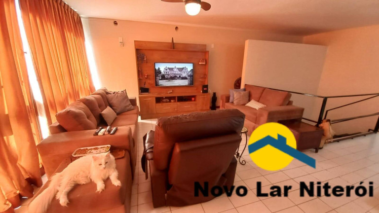 Imagem Casa com 4 Quartos à Venda, 240 m² em Centro - Niterói