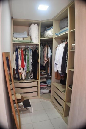 Imagem Casa com 4 Quartos à Venda, 262 m² em Buraquinho - Lauro De Freitas Imagem Casa com 4 Quartos à Venda, 262 m² em Buraquinho - Lauro De Freitas
