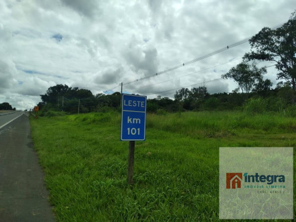 Chácara à Venda, 14 m² em Jardim Nova Limeira - Limeira