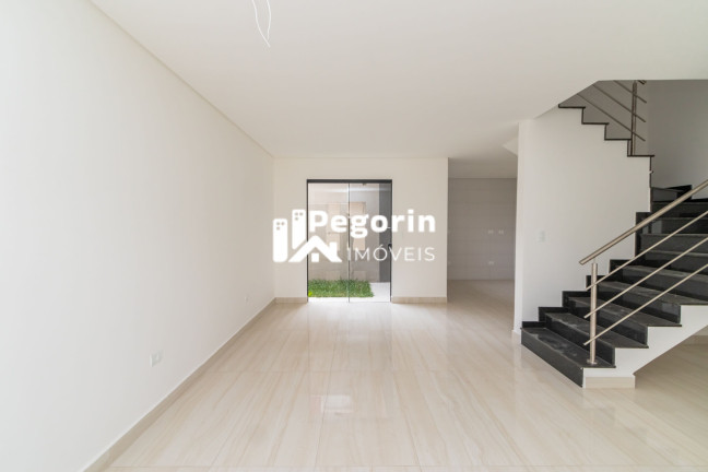 Imagem Sobrado com 3 Quartos à Venda, 110 m² em Uberaba - Curitiba