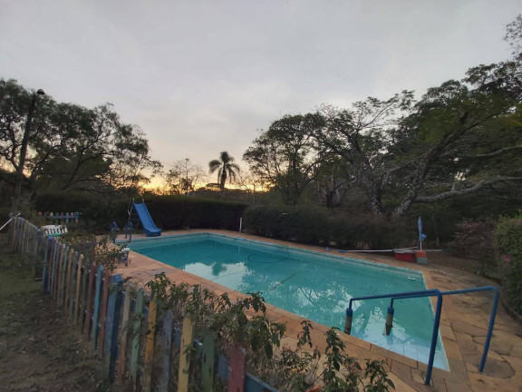 Imagem Chácara com 6 Quartos à Venda, 30 m² em Araras Pereiras - Bragança Paulista Imagem Chácara com 6 Quartos à Venda, 30 m² em Araras Pereiras - Bragança Paulista