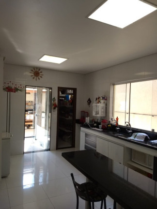 Imagem Casa com 3 Quartos à Venda, 300 m² em Praia - Contagem Imagem Casa com 3 Quartos à Venda, 300 m² em Praia - Contagem