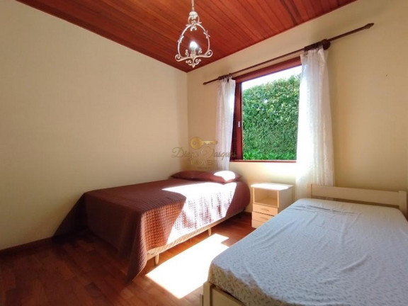 Imagem Casa com 4 Quartos à Venda, 235 m² em Carlos Guinle - Teresópolis Imagem Casa com 4 Quartos à Venda, 235 m² em Carlos Guinle - Teresópolis