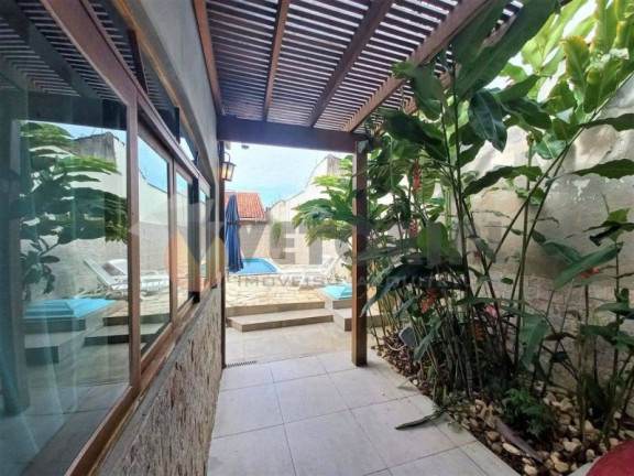Imagem Casa com 1 Quarto à Venda, 104 m² Imagem Casa com 1 Quarto à Venda, 104 m²