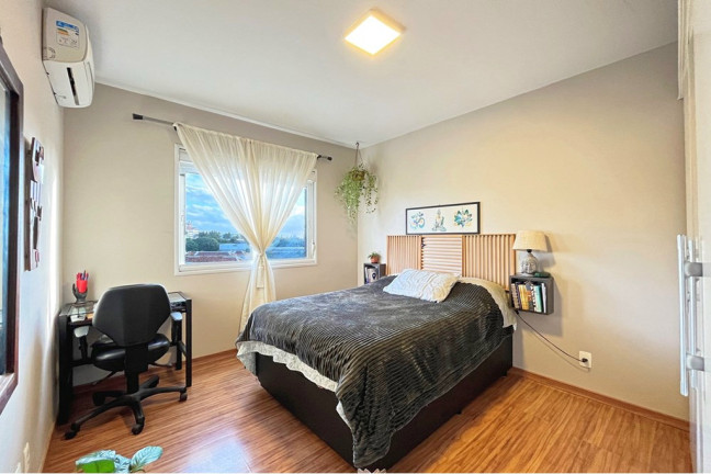 Imagem Apartamento com 3 Quartos à Venda, 82 m² em Santana - Porto Alegre Imagem Apartamento com 3 Quartos à Venda, 82 m² em Santana - Porto Alegre